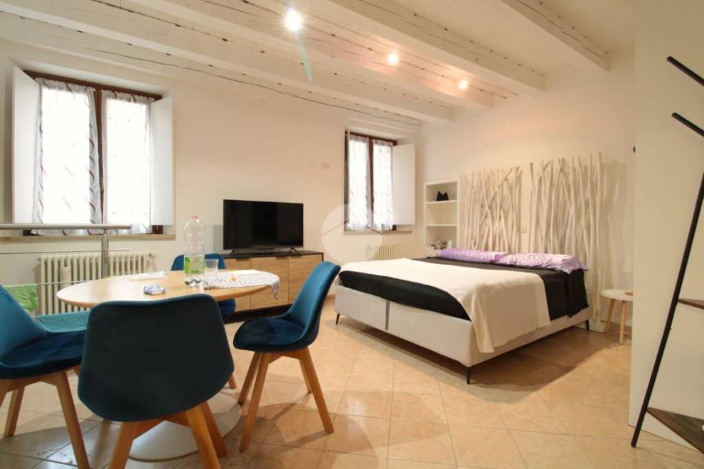 appartamento in affitto a Verona in zona Veronetta