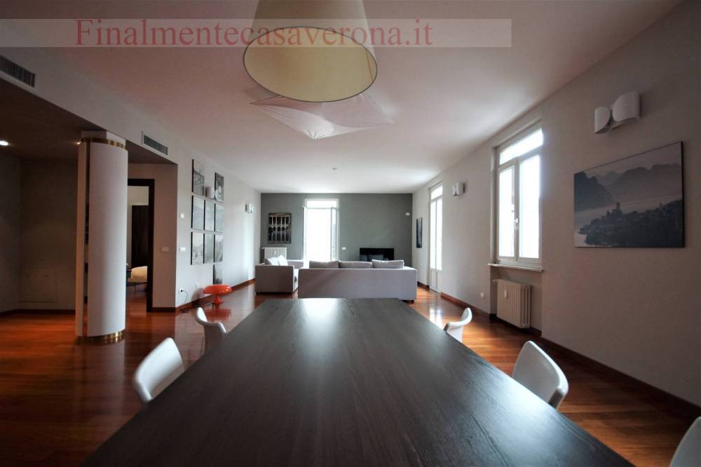 appartamento in affitto a Verona in zona Centro Storico
