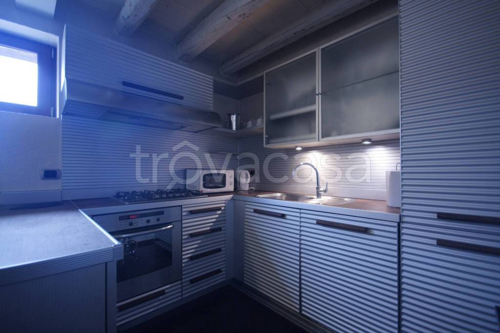 appartamento in affitto a Verona in zona Centro Storico