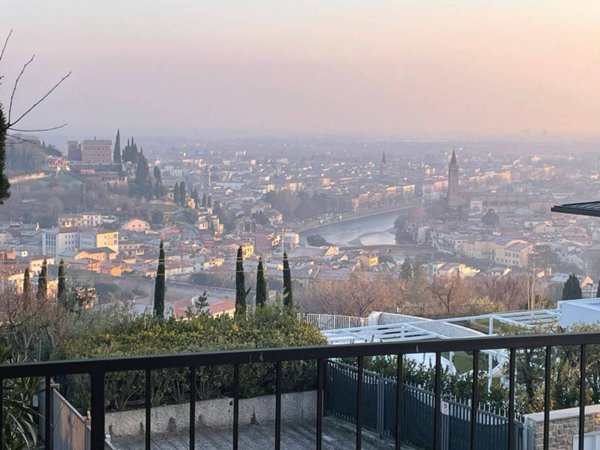 appartamento in affitto a Verona in zona Valdonega