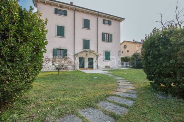 appartamento in affitto a Verona in zona Parona di Valpolicella