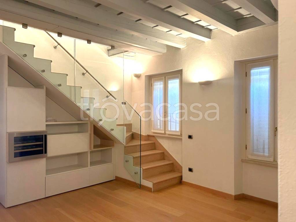 appartamento in affitto a Verona in zona Centro Storico