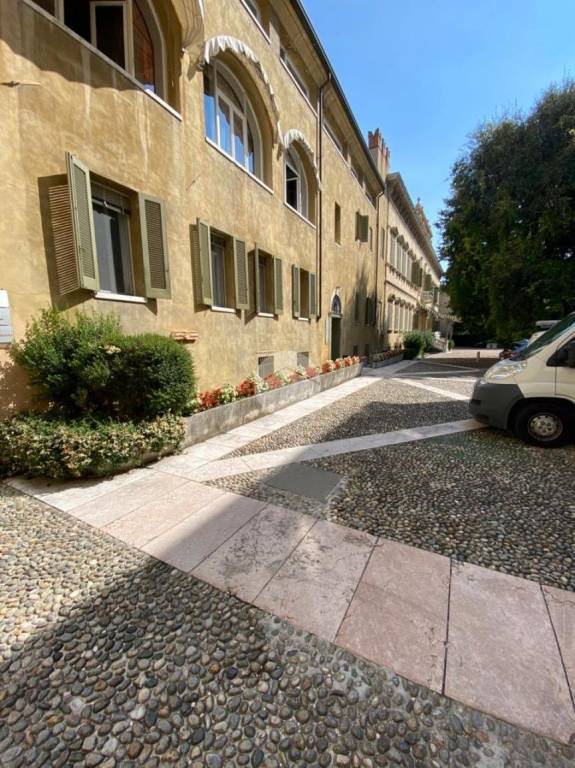 appartamento in affitto a Verona in zona Centro Storico