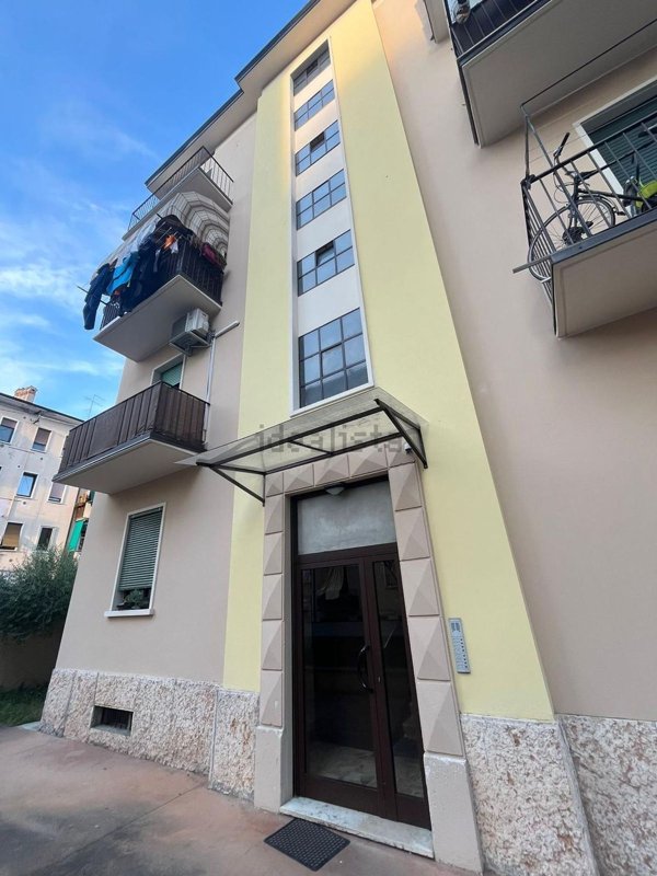 appartamento in affitto a Verona in zona Borgo Roma