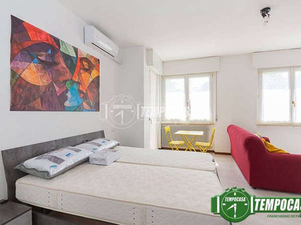 negozio in affitto a Verona in zona Saval