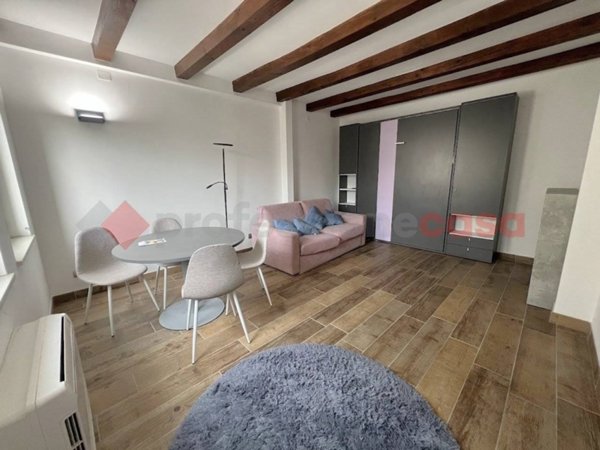 appartamento in affitto a Verona in zona Santa Lucia