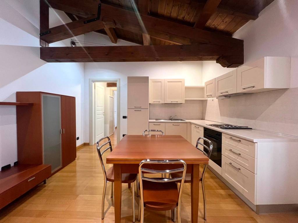 appartamento in affitto a Verona in zona Centro Storico