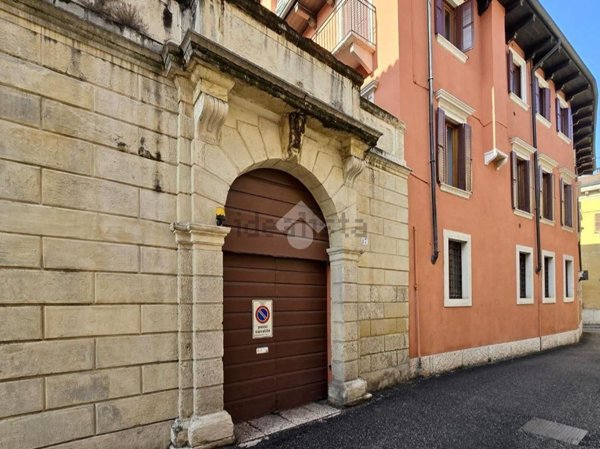 ufficio in affitto a Verona in zona Veronetta