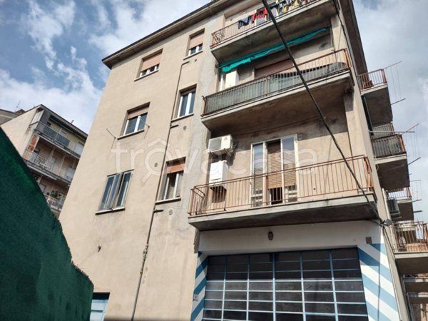 locale commerciale in affitto a Verona in zona Borgo Venezia / Borgo Trieste