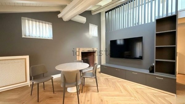 appartamento in affitto a Verona in zona Centro Storico