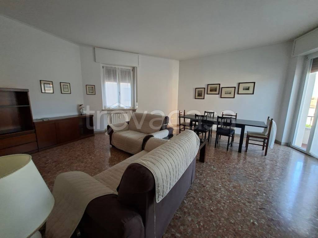 appartamento in affitto a Verona in zona Borgo Roma