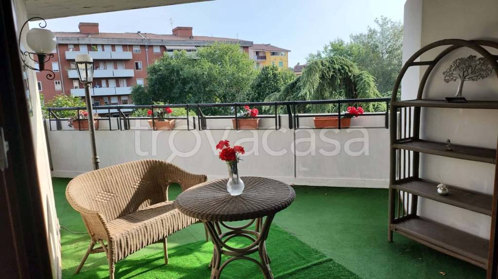 appartamento in affitto a Verona in zona Saval