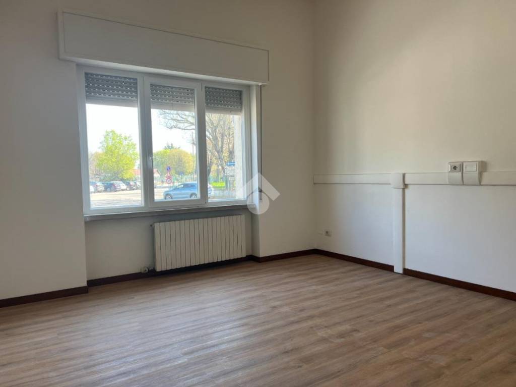 ufficio in affitto a Verona in zona Borgo Roma