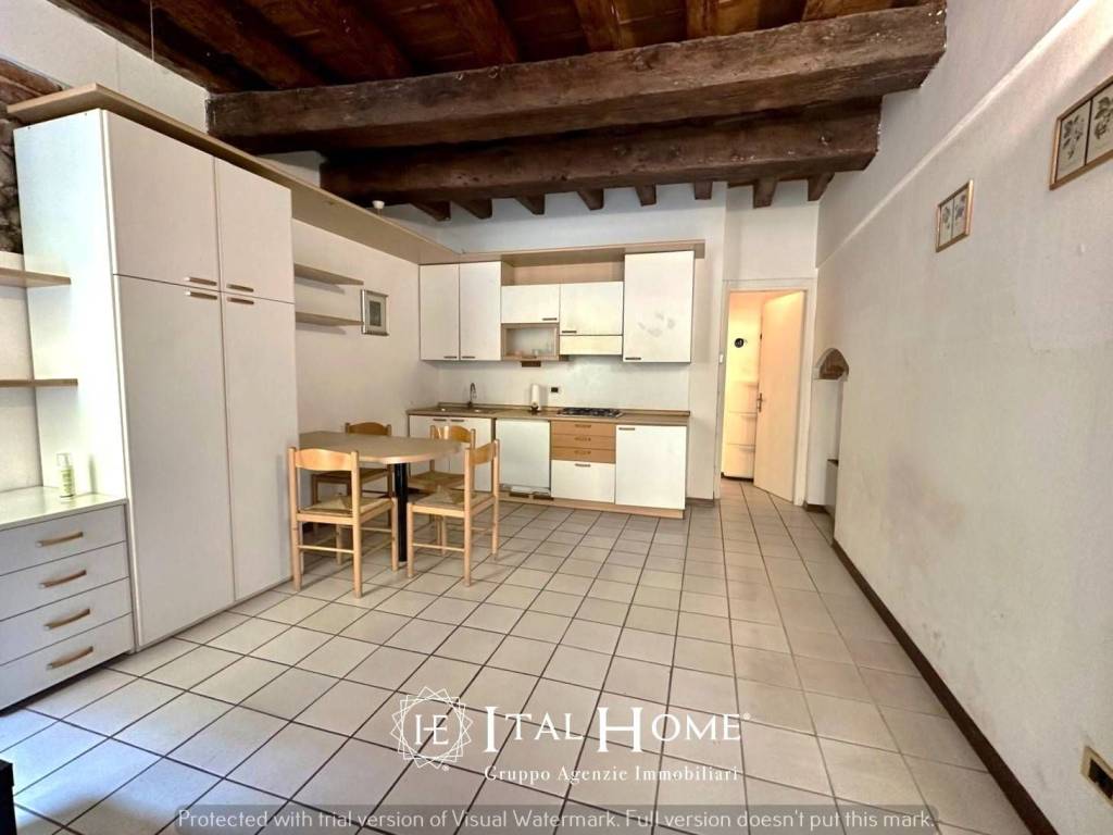 appartamento in affitto a Verona in zona Centro Storico