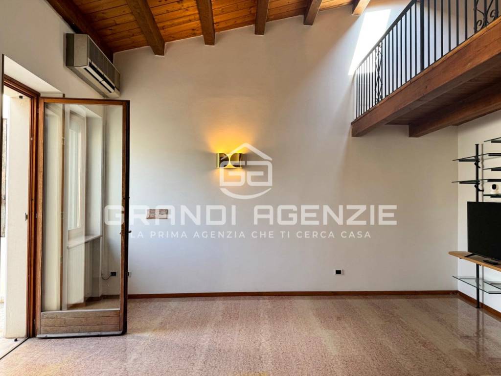 appartamento in affitto a Verona in zona San Zeno