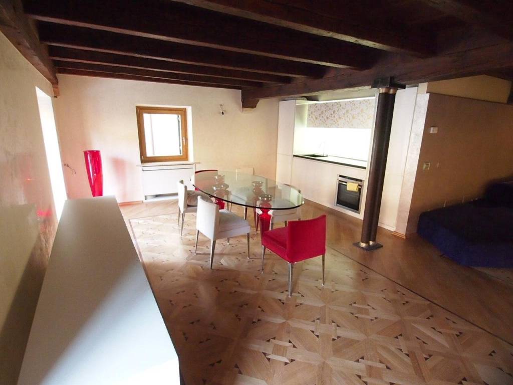 appartamento in affitto a Verona in zona Centro Storico