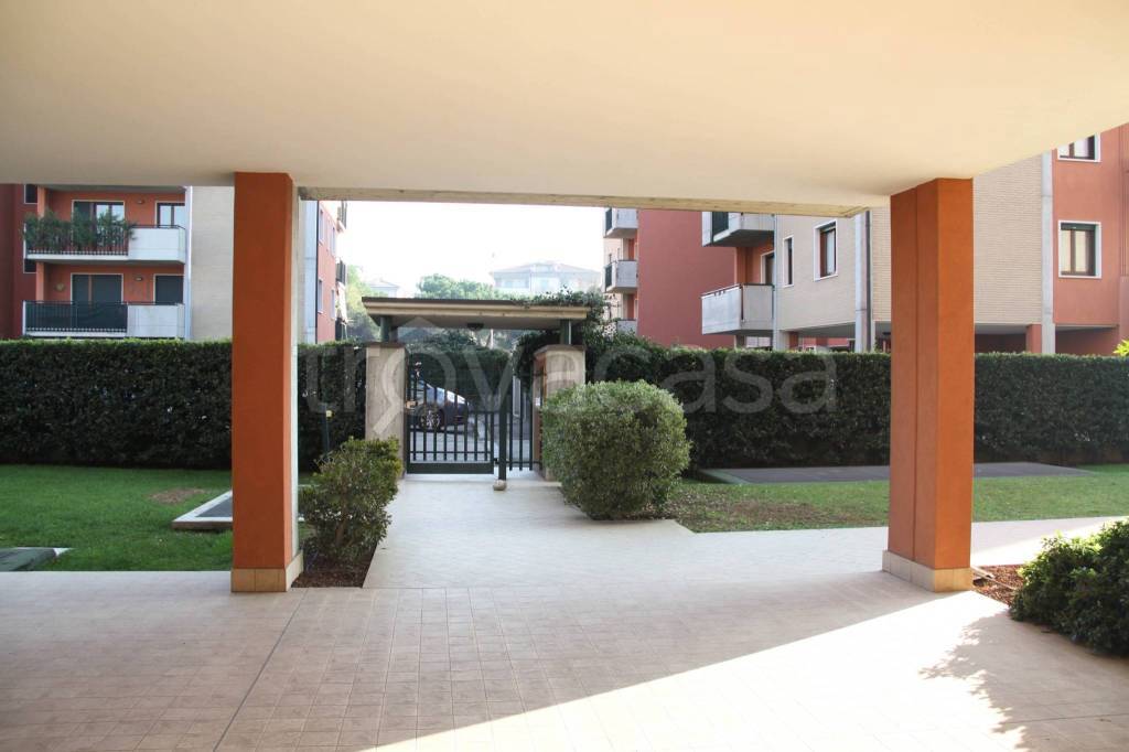 appartamento in affitto a Verona in zona Borgo Roma