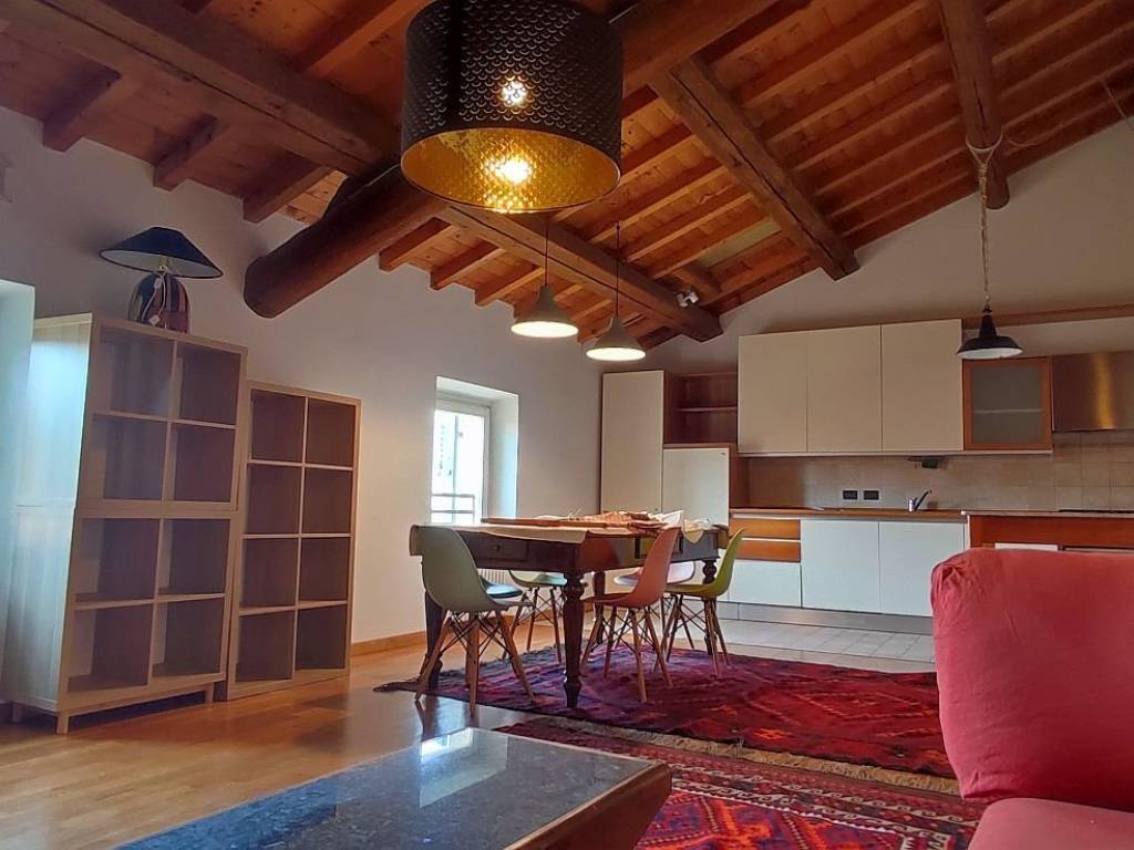 appartamento in affitto a Verona in zona Centro Storico