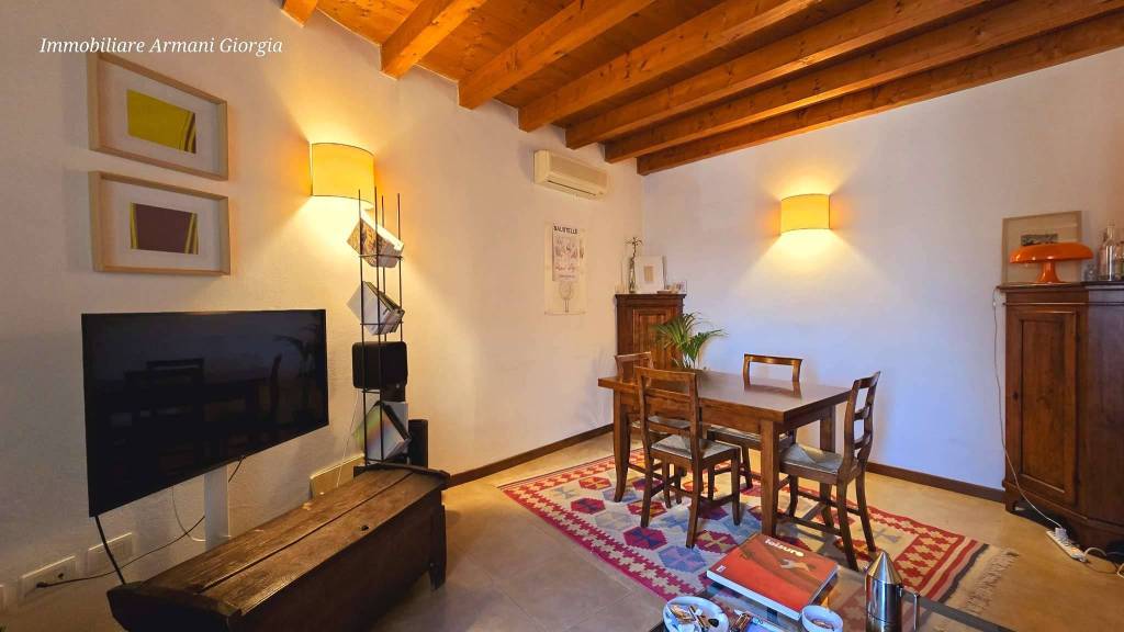 appartamento in affitto a Verona in zona Veronetta