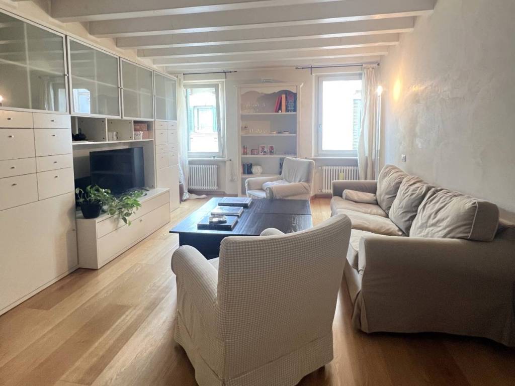 appartamento in affitto a Verona