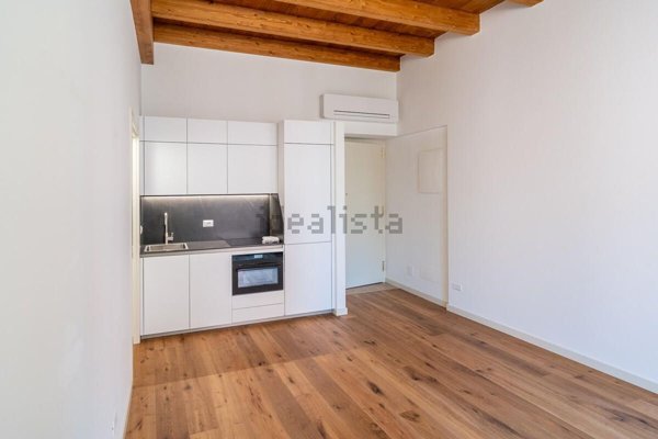 appartamento in affitto a Verona in zona Centro Storico