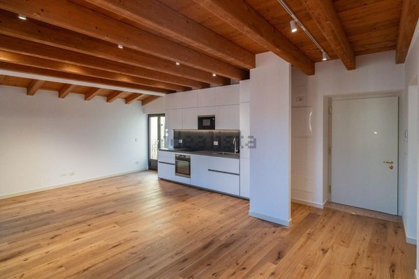 appartamento in affitto a Verona in zona Centro Storico