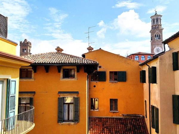 appartamento in affitto a Verona in zona Centro Storico