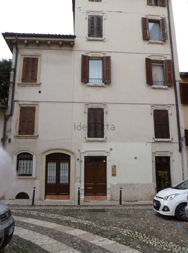 appartamento in affitto a Verona in zona Centro Storico