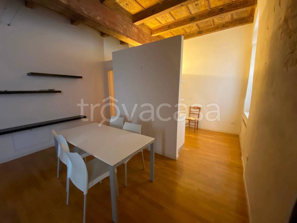 appartamento in affitto a Verona in zona Centro Storico