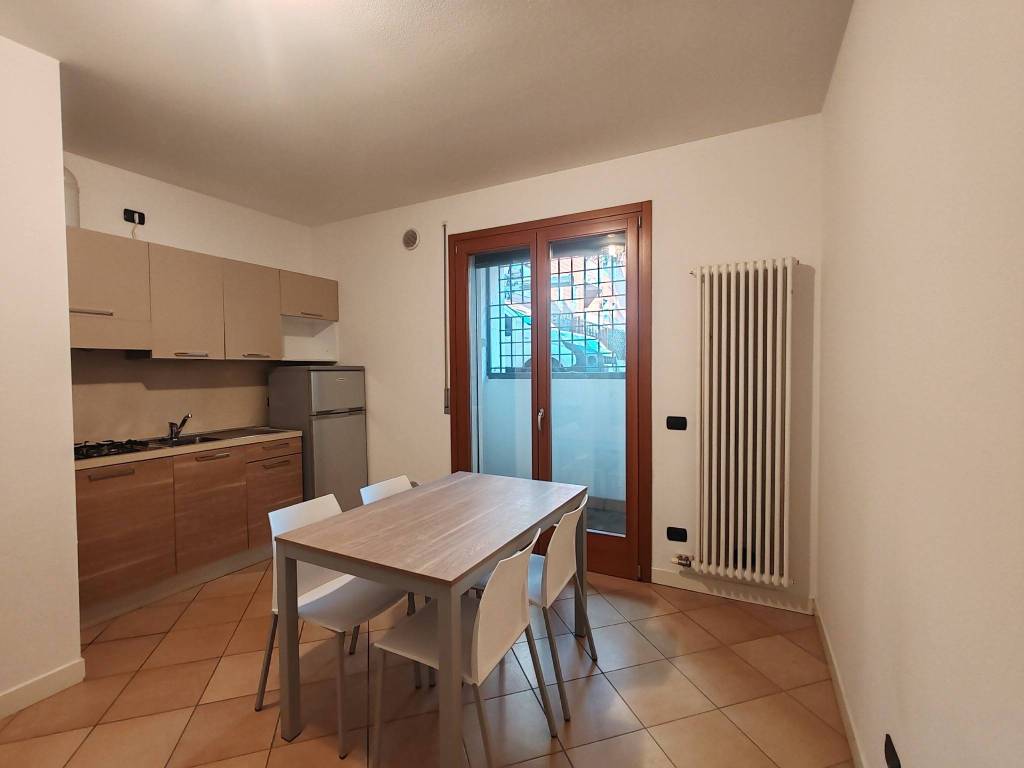 appartamento in affitto a Verona in zona Valdonega