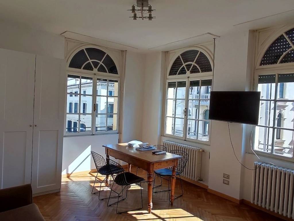 appartamento in affitto a Verona