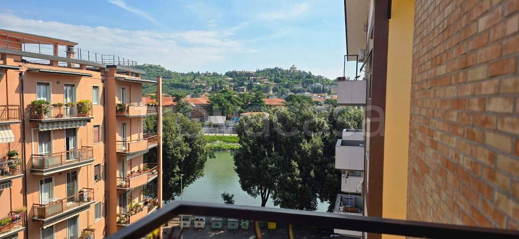 appartamento in affitto a Verona in zona Centro Storico
