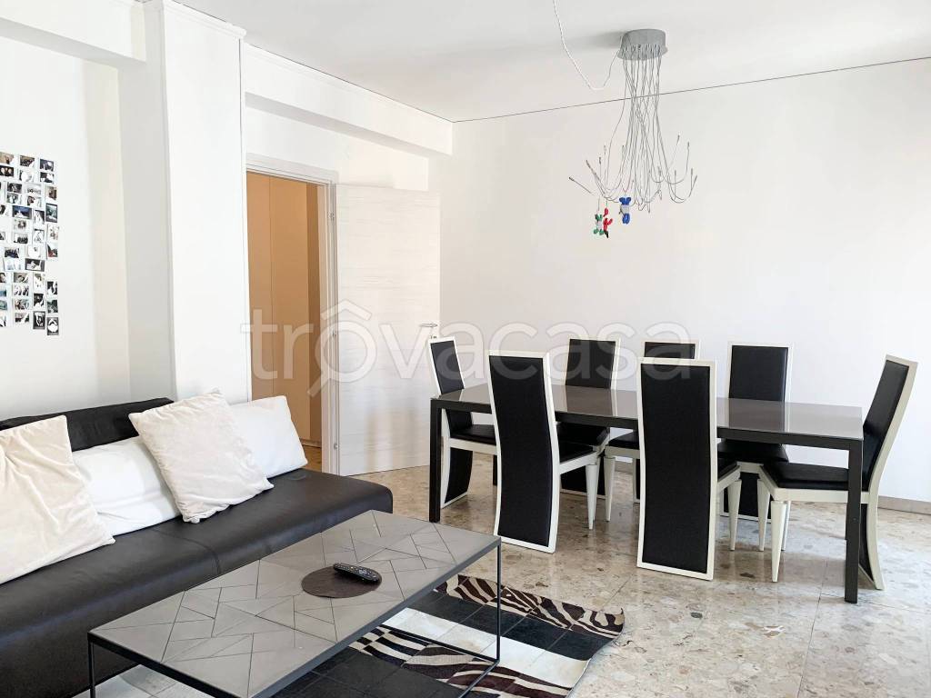 appartamento in affitto a Verona in zona Cittadella