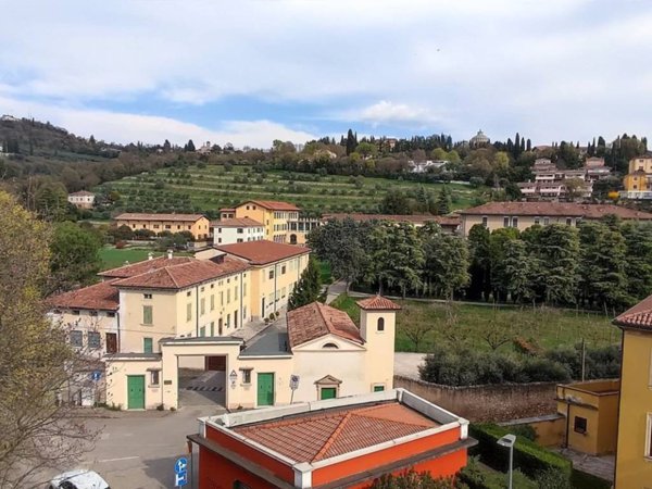 appartamento in affitto a Verona in zona Valdonega