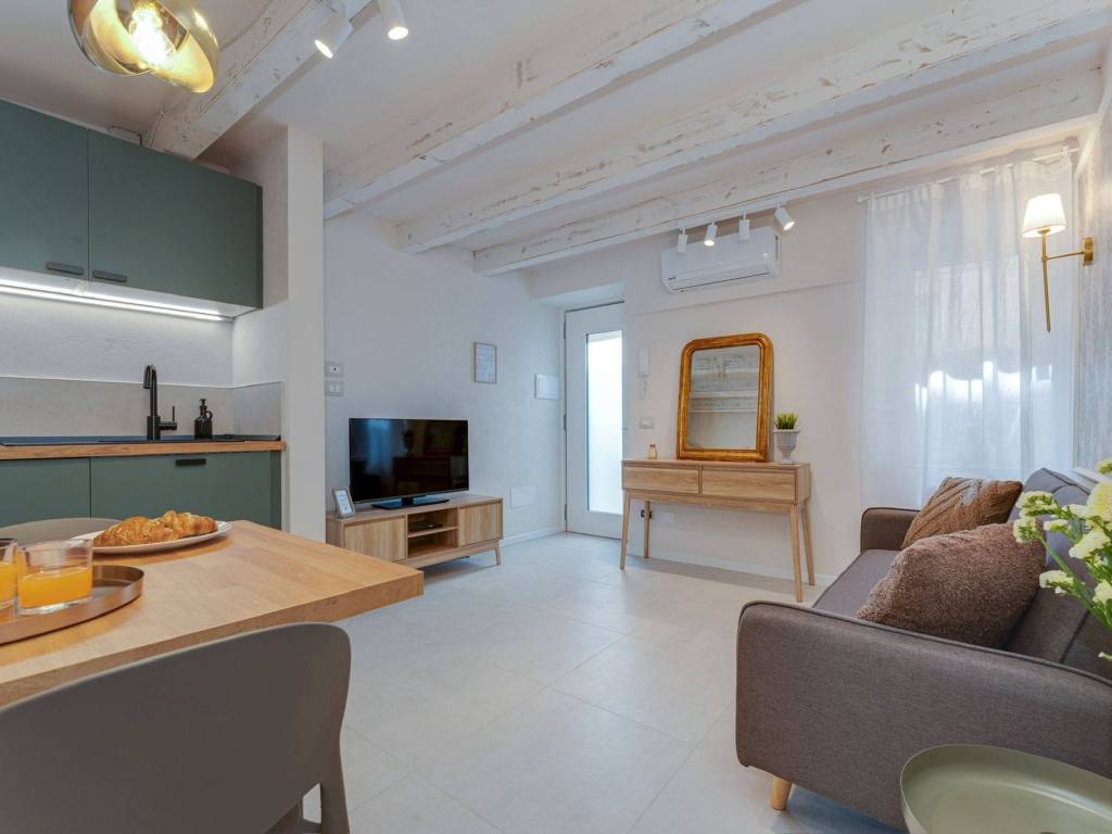 appartamento in affitto a Verona in zona Veronetta