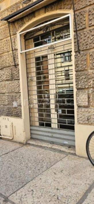 negozio in affitto a Verona in zona Veronetta