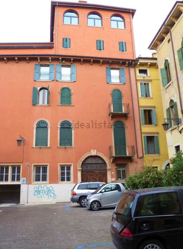 appartamento in affitto a Verona in zona Centro Storico