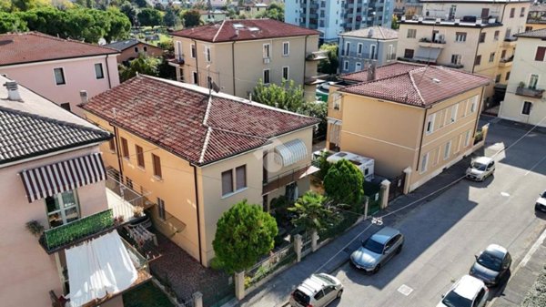 appartamento in affitto a Verona in zona Borgo Venezia / Borgo Trieste