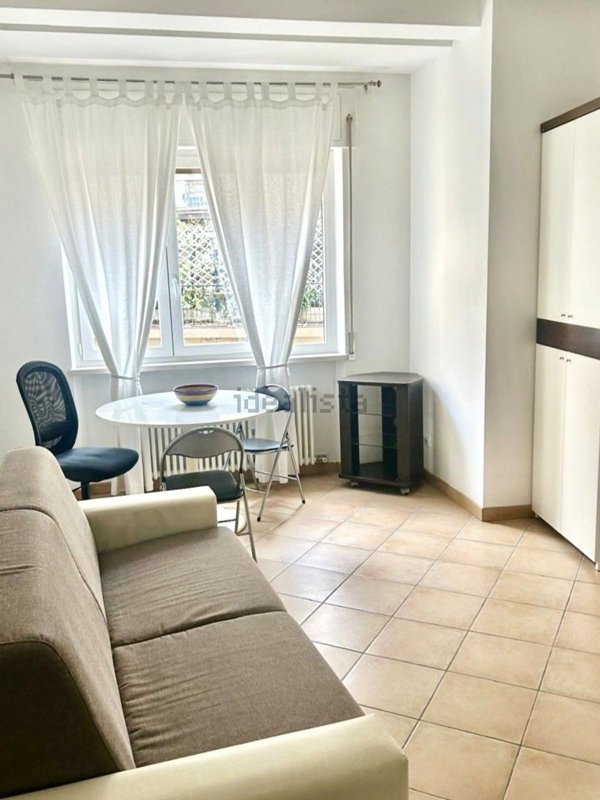 appartamento in affitto a Verona in zona Centro Storico