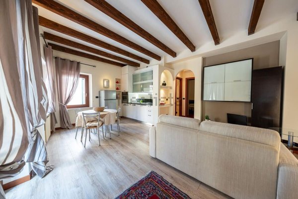 appartamento in affitto a Verona in zona San Zeno