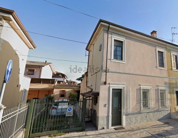 appartamento in affitto a Verona in zona Borgo Roma