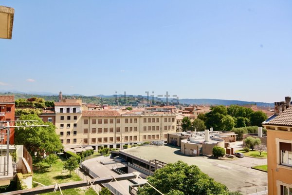 appartamento in affitto a Verona in zona Cittadella