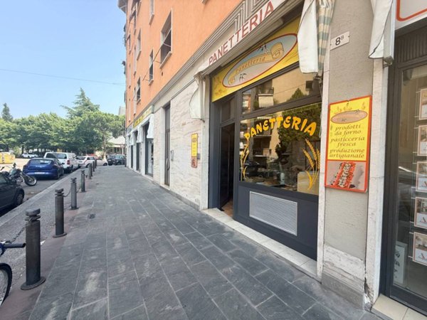 negozio in affitto a Verona in zona Porto Crencano