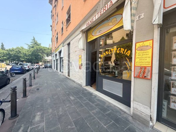 negozio in affitto a Verona in zona Porto Crencano