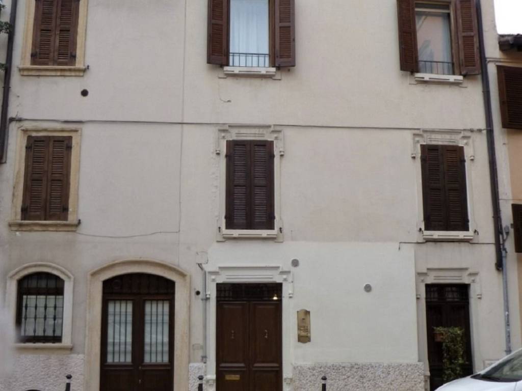 appartamento in affitto a Verona in zona Centro Storico