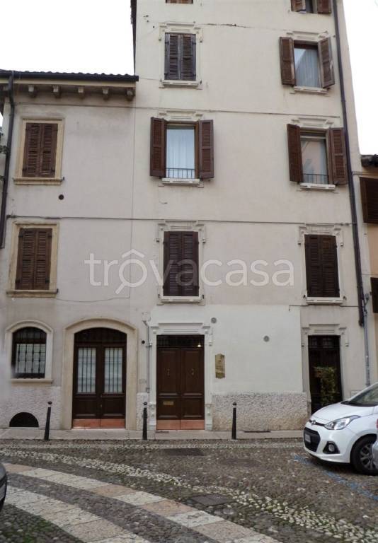 appartamento in affitto a Verona in zona Centro Storico