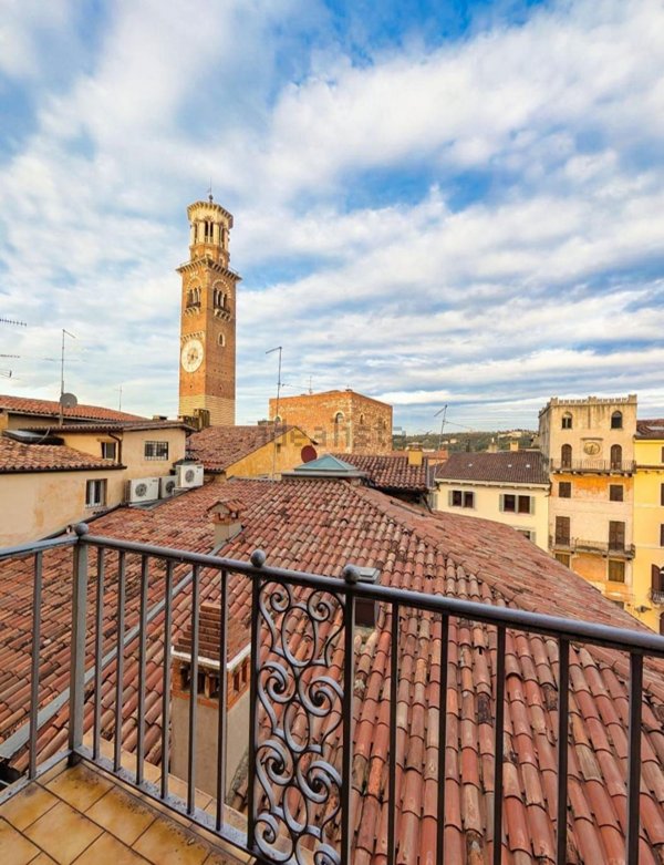 appartamento in affitto a Verona in zona Centro Storico