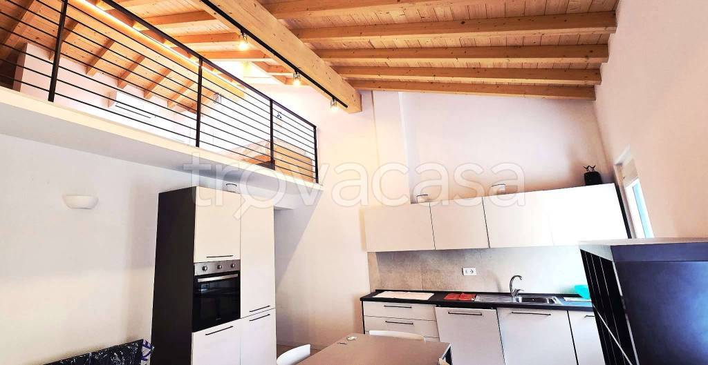 appartamento in affitto a Verona in zona Borgo Roma