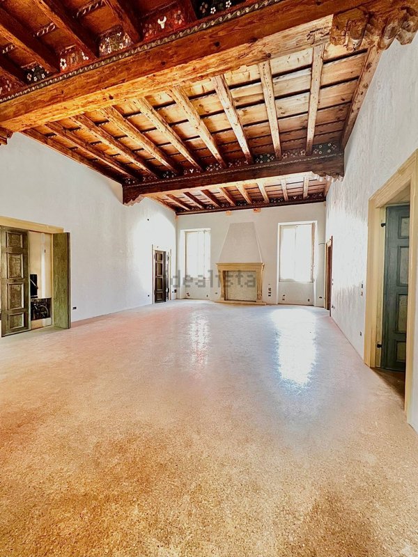 appartamento in affitto a Verona in zona Veronetta