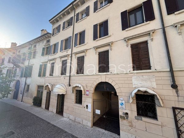 appartamento in affitto a Verona in zona Cittadella